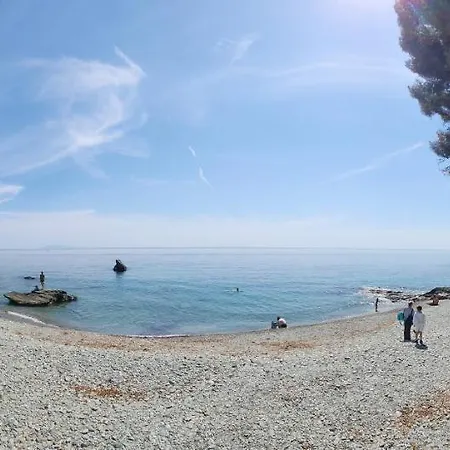 Appartamento Beau / Clim / Parking / à 200 M