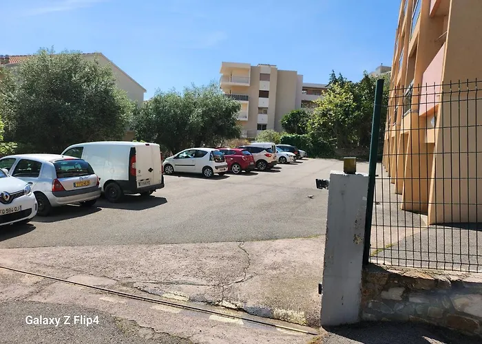Appartamento Beau / Clim / Parking / à 200 M San-Martino-di-Lota